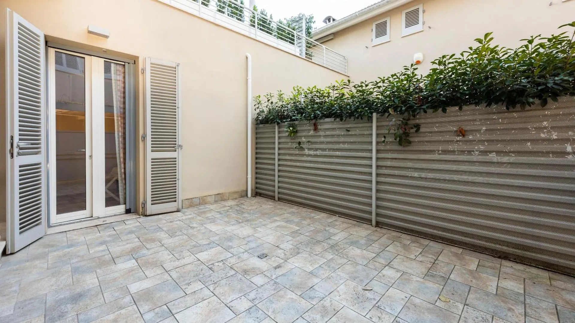 Pindemonte Garden By Mmega Apartment Florence